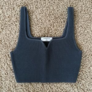 ❌sold❌Aritzia babaton sculpted knit cropped top size XS dark gray blue